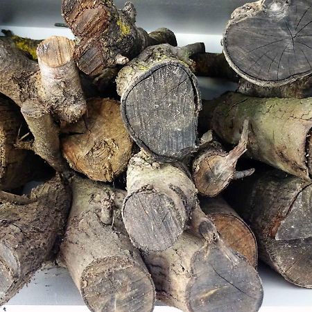 Focolare Apartman Caces Kültér fotó